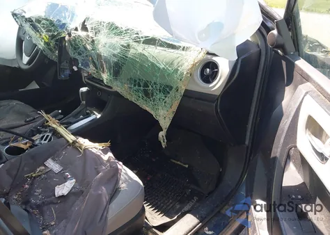 2019 Toyota Corolla Le from USA, damaged, VIN 2T1BURHE0KC221916